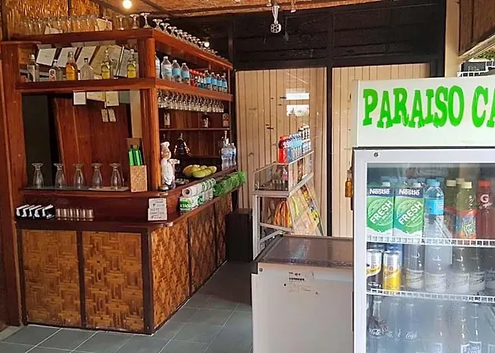 Paraiso Cave & Restaurant & Hotel *