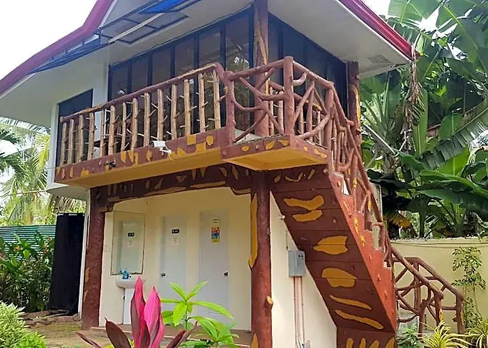 Paraiso Cave & Restaurant & Hotel *